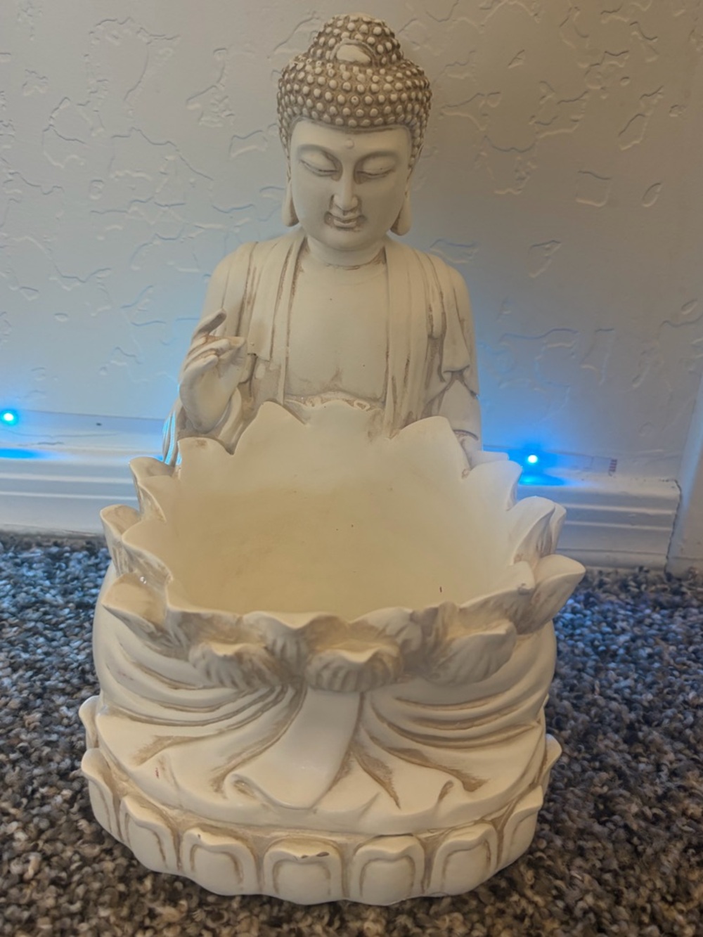 White Buddha Lotus Planter statue